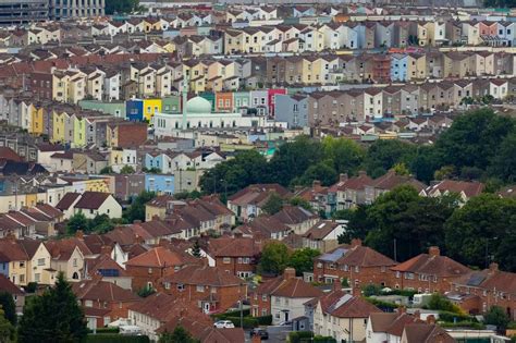 Average house prices in every Bristol postcode area right now.